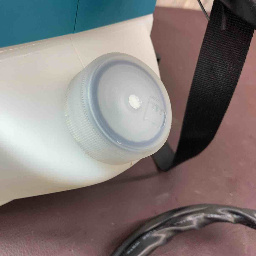 【中古品】 マキタ(makita) 充電式噴霧器 MUS054DZ(本体のみ) 電動薬剤散布機 電動噴霧器 【東大和店】