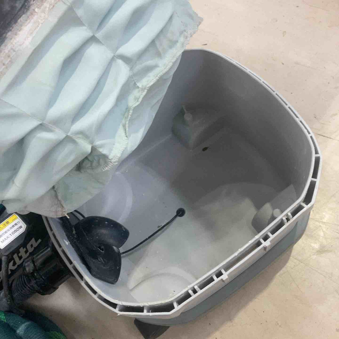 ★マキタ(makita) 集じん機 乾式 VC0830【町田店】