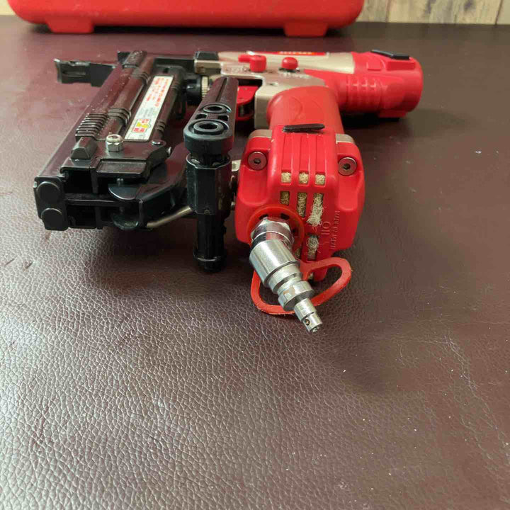 【中古品】★マックス(MAX) 高圧フロアタッカ HA-38F2(D)/4MA【東大和店】