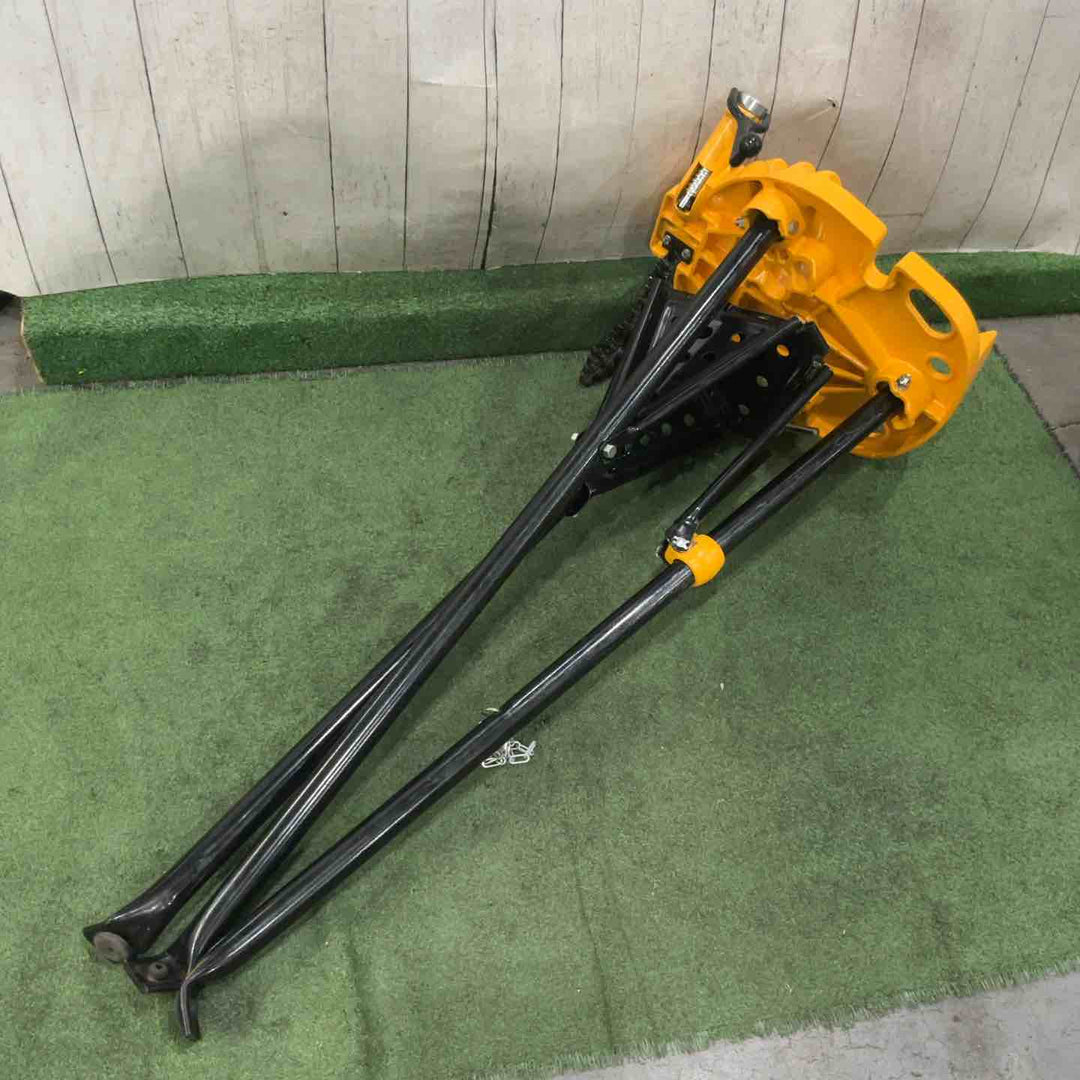 【店頭受取り限定】三脚パイプチェーンバイス パイプスタンド ポータブル 折りたたみ式 スチール脚 パイプジャッキスタンド【川口店】