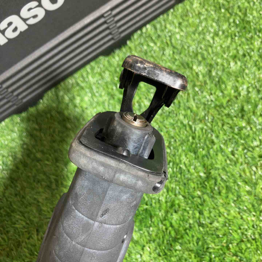 ☆パナソニック(Panasonic)14.4V/18V コードレスレシプロソー EZ47A1X-B 18V5.0Ahバッテリー1個充電器付属【戸田店】