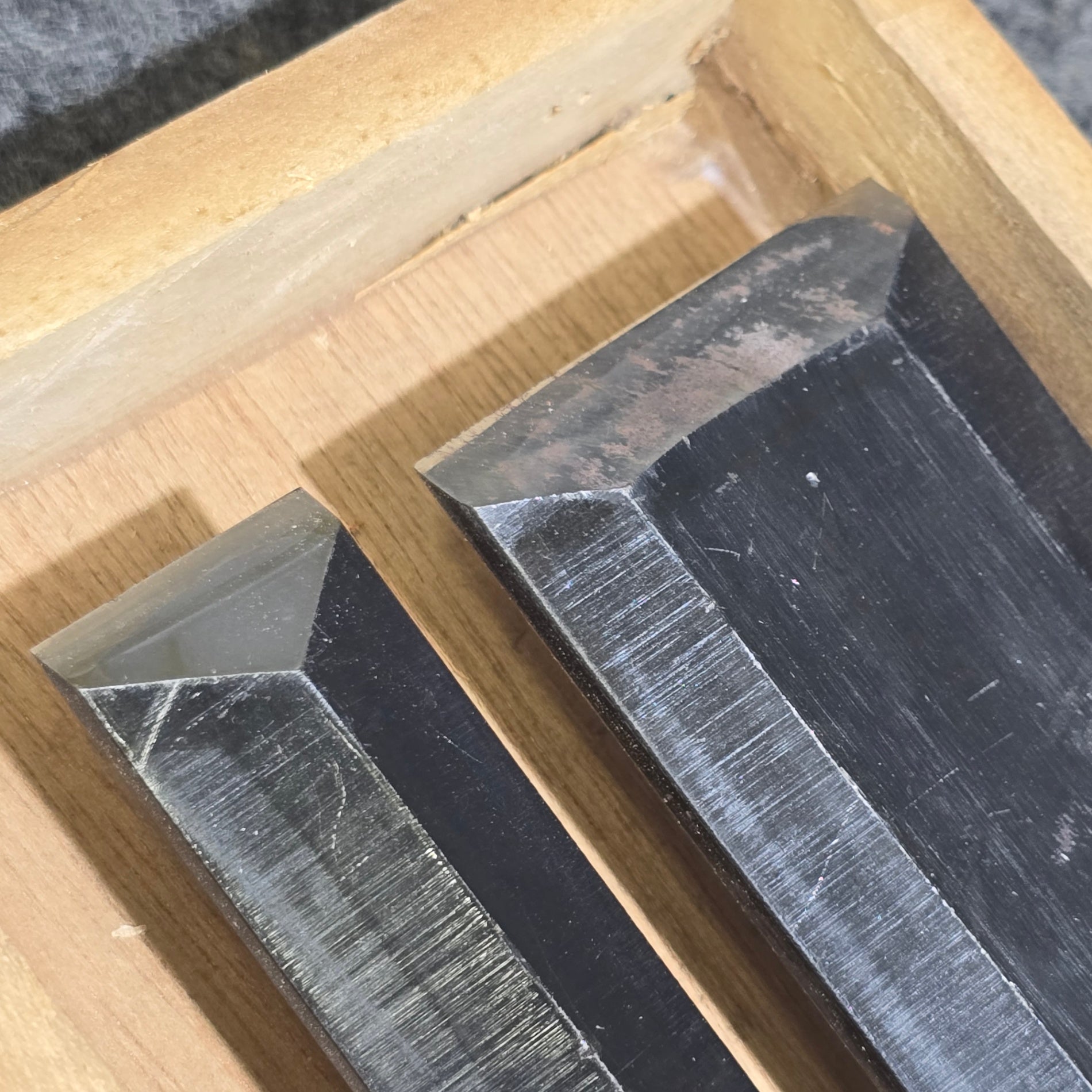 美品】のみ勝 突き鑿 2本組 大工道具 のみ 鑿【桶川店】 – アクト