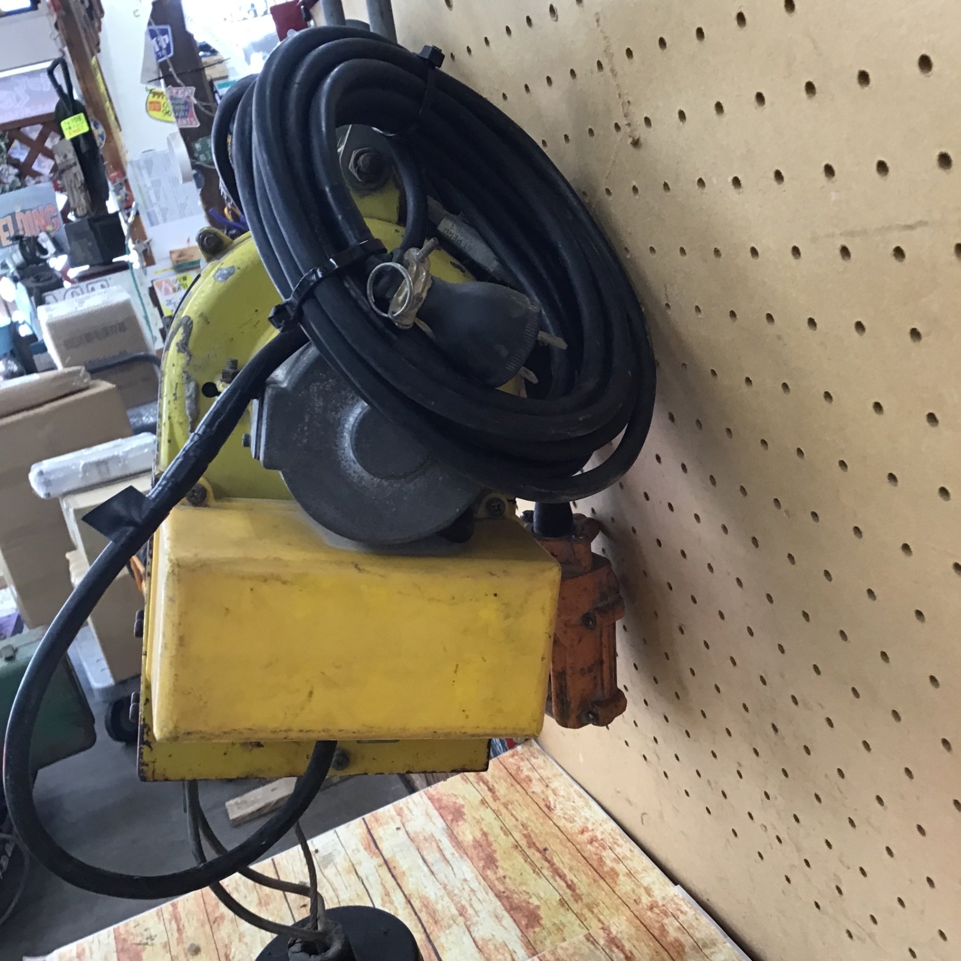 トーヨーコーケン ベビーホイスト 小型ウインチ BH-N300 荷重60kg 揚程14m　リモコン付　100v 電動　ウインチ　動作確認済 トーヨーコーケン ベビーホイスト 小型ウインチ BH-N300 荷重60kg 揚程