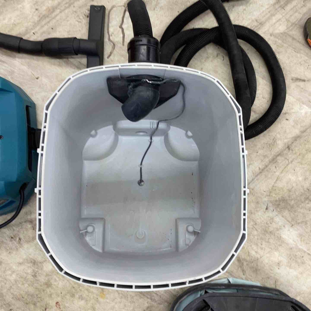★マキタ(makita) 25L集じん機(粉じん専用) VC2530【越谷店】