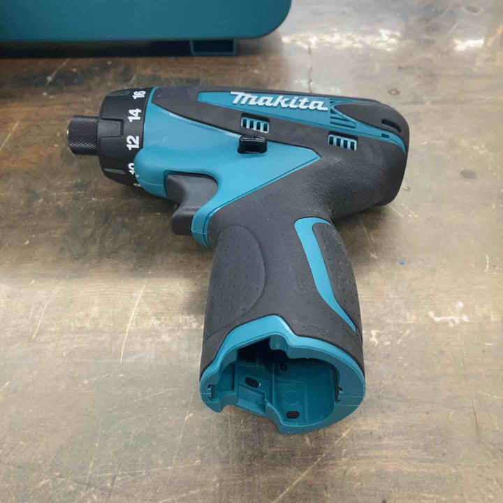 ☆マキタ(makita) コードレスドリルドライバー DF030DWX【戸田店】