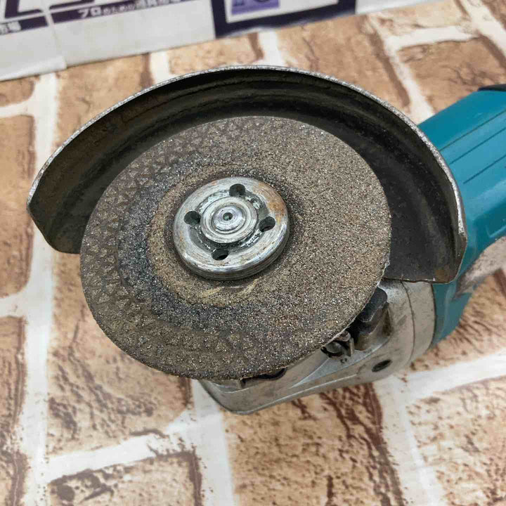 ☆マキタ(makita) 100mmコードレスディスクグラインダ GA404DZN (GA404DN)【所沢店】