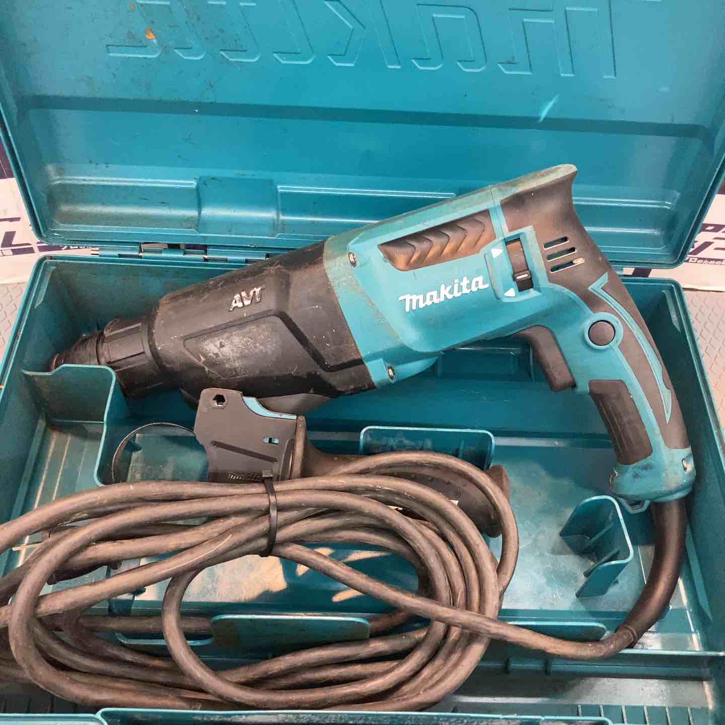 中古品】マキタ(makita) ハンマドリル HR2601F【所沢店】 – アクト