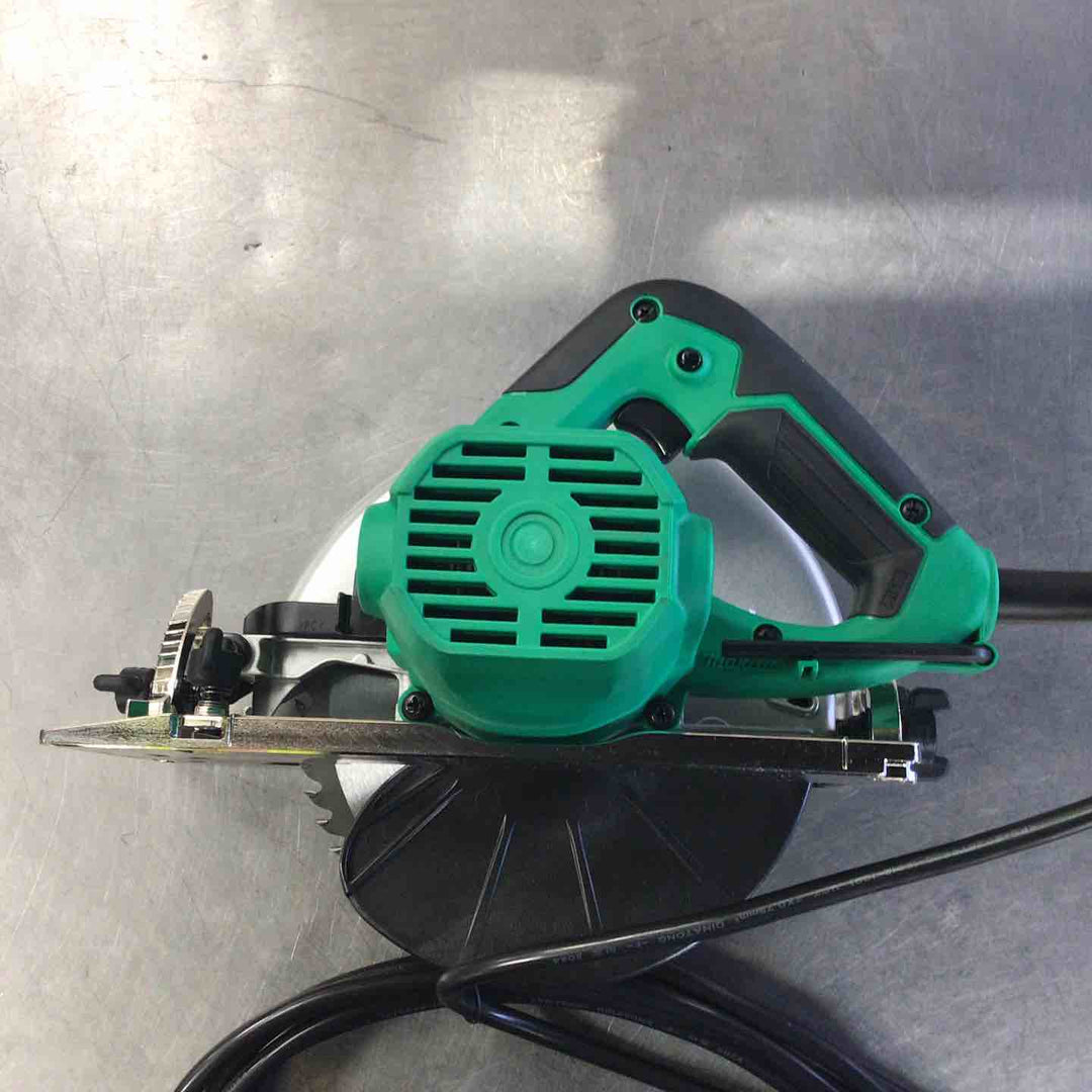 ☆マキタ(makita) 190mm電気マルノコ  M585【草加店】