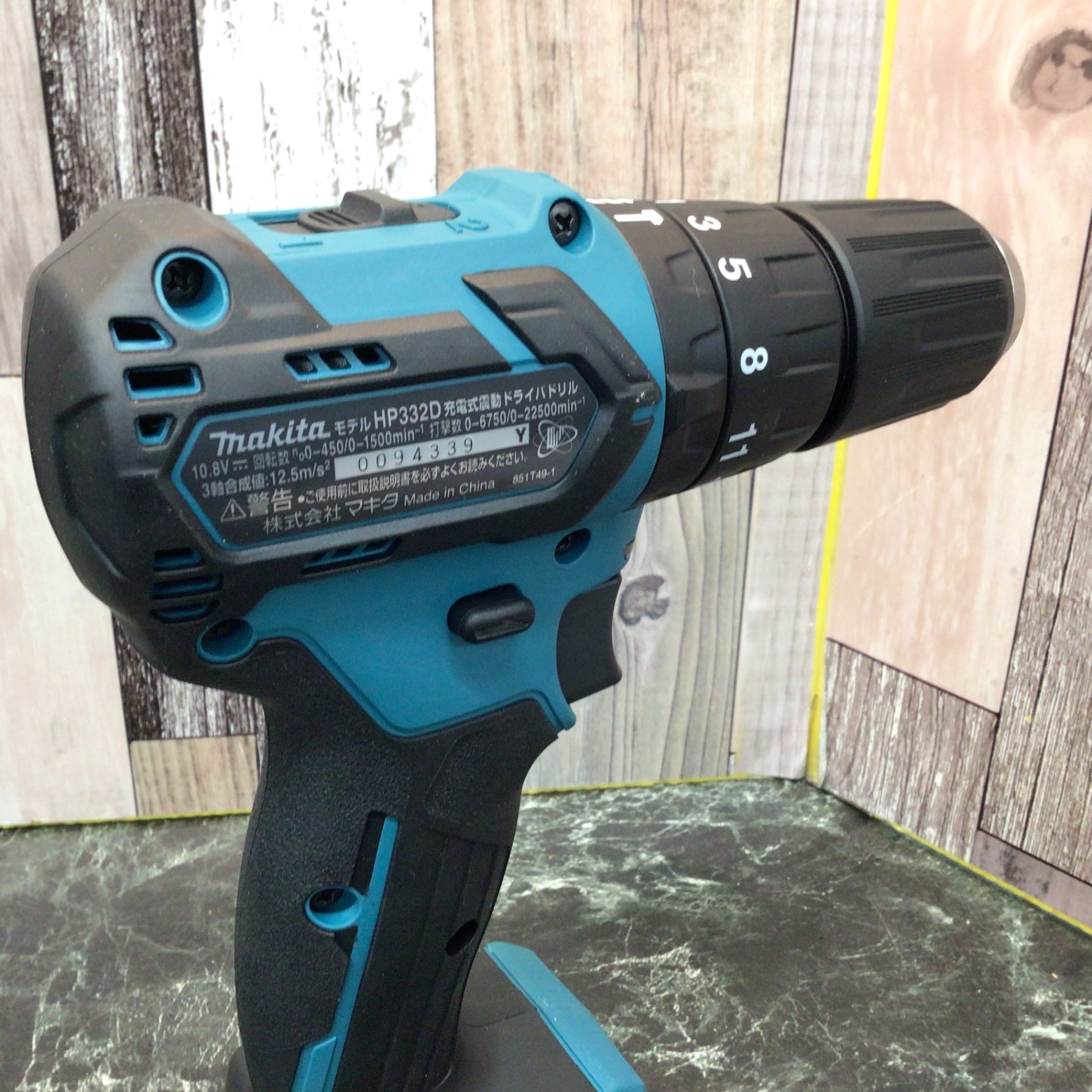 マキタ makita 10.8v みずみずし ドライバドリル hp332d