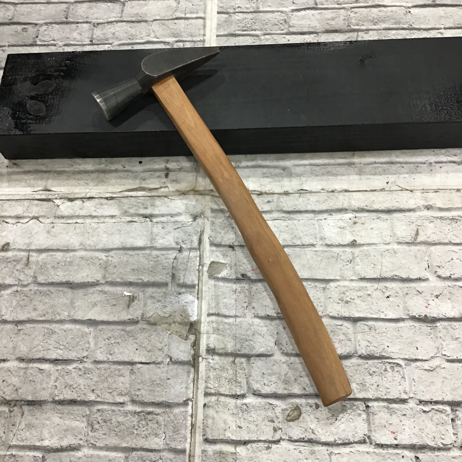 正行 舟手型玄能 60匁 はちまき 牛殺し柄 【川口店】 – アクト 正行 舟手型玄能 60匁 はちまき 牛殺し柄 【川口店】 – アクト