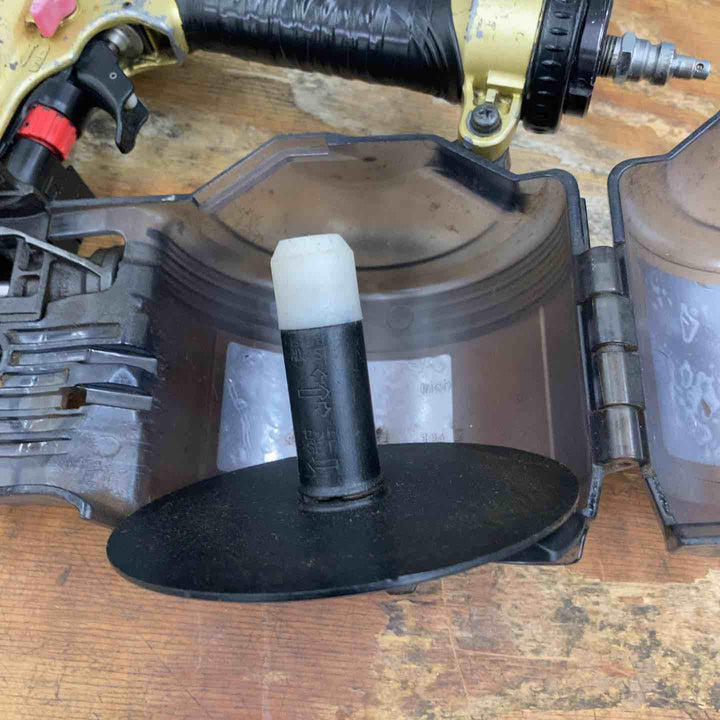 ★ハイコーキ(HIKOKI ※旧:日立工機) 高圧エア釘打ち機 NV90HMC【柏店】