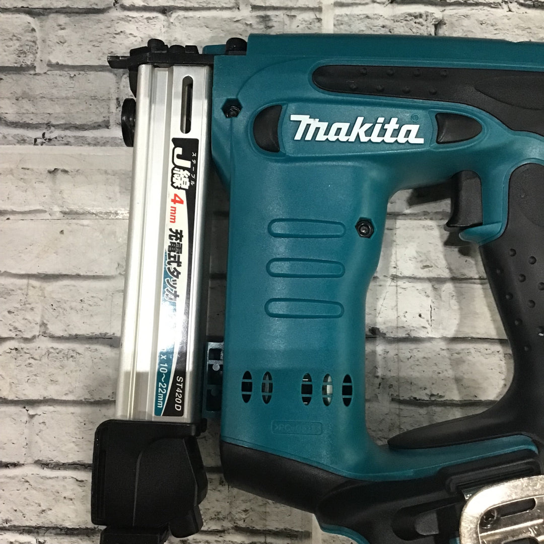 ☆マキタ(makita) 14.4V 4mm J線 コードレスタッカ ST420DRF【川口店】