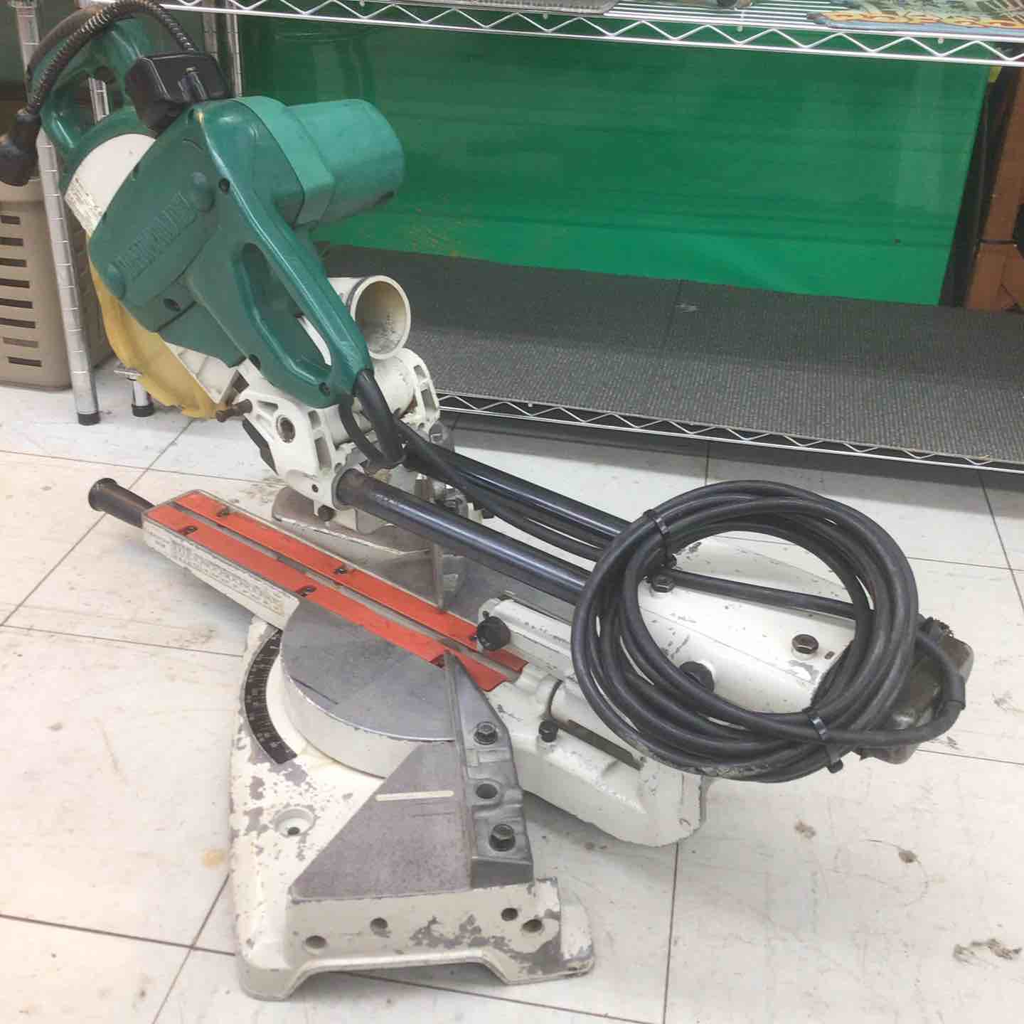 中古品】 ハイコーキ/HIKOKI 卓上スライドマルノコ C8FSH 【鴻巣店