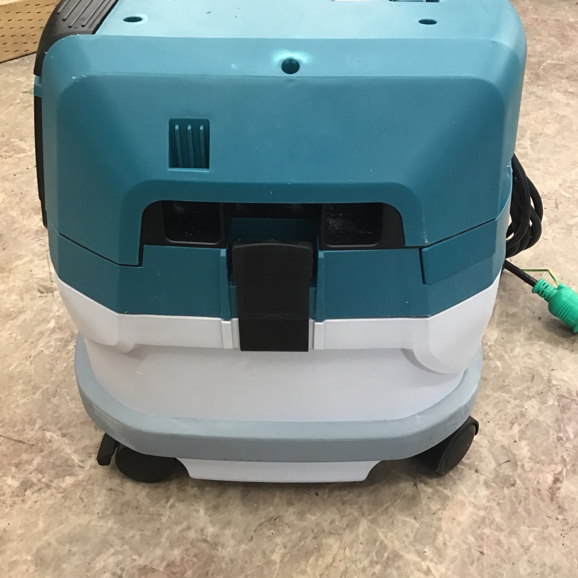 ☆マキタ(makita) 集じん機 乾式 VC0830【所沢店】 – アクトツール