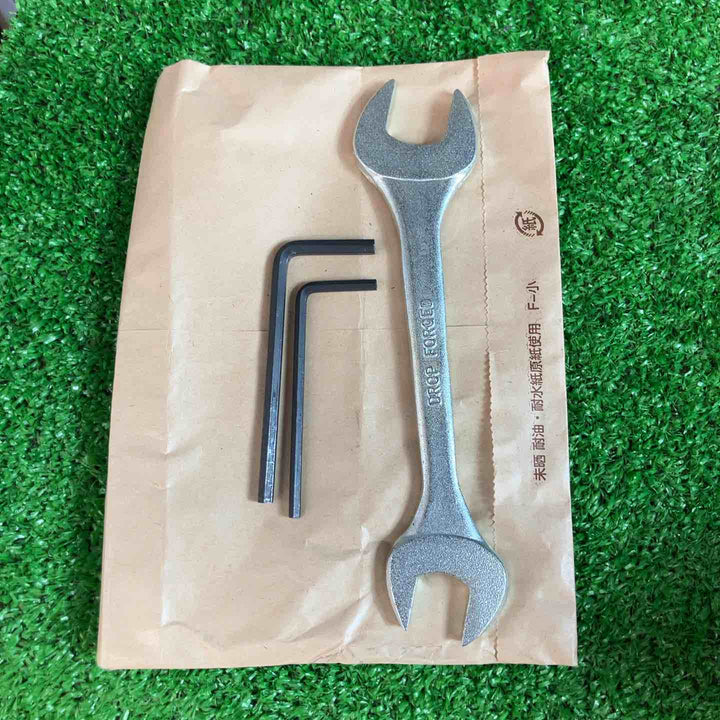 ★マキタ(makita) コードレス鉄筋カッター SC001GZK【越谷店】
