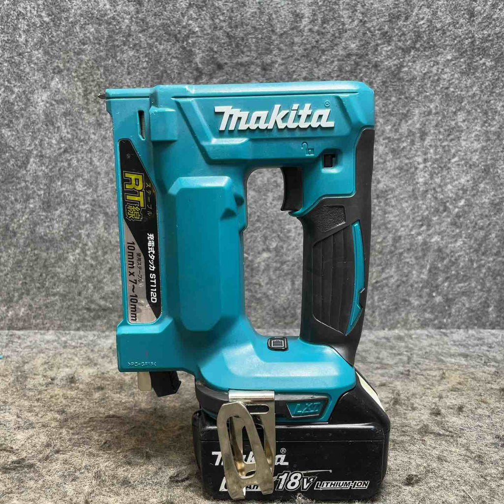 サクサク動いて思い通りに削れるマキタ(Makita) ルータ(2022まで) Amazon | マキタ 電子 トリマー 6mm コンパクト ルーター セット 可変