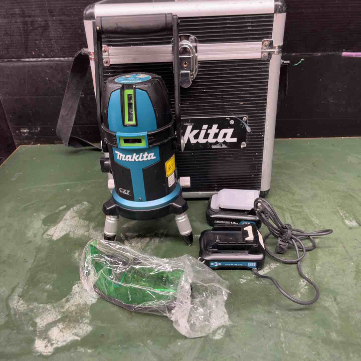 ◇マキタ(makita) コードレスグリーンレーザー墨出し器 SK209GDZ 高輝度 (SK209GD)　BL1015付属【戸田店】