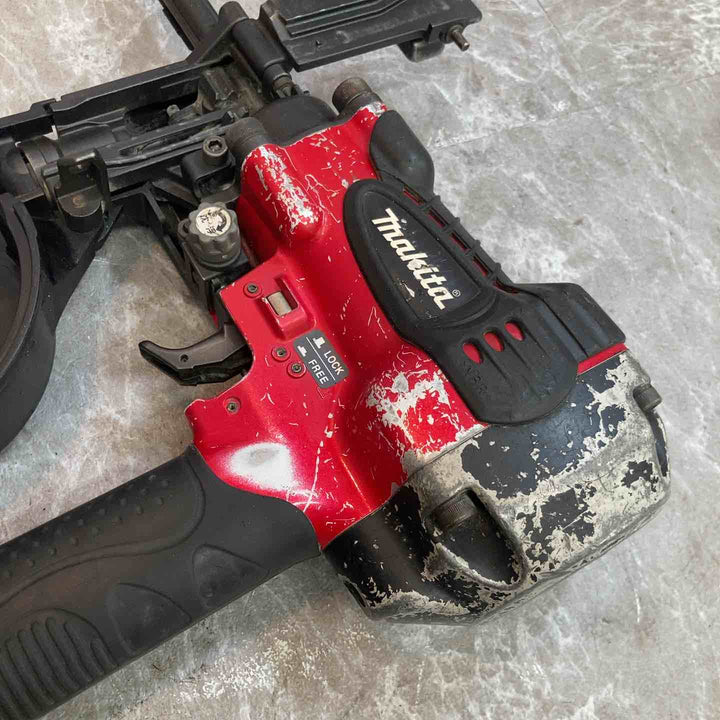 ★マキタ(makita) 高圧エア釘打ち機 AN250HC【八潮店】
