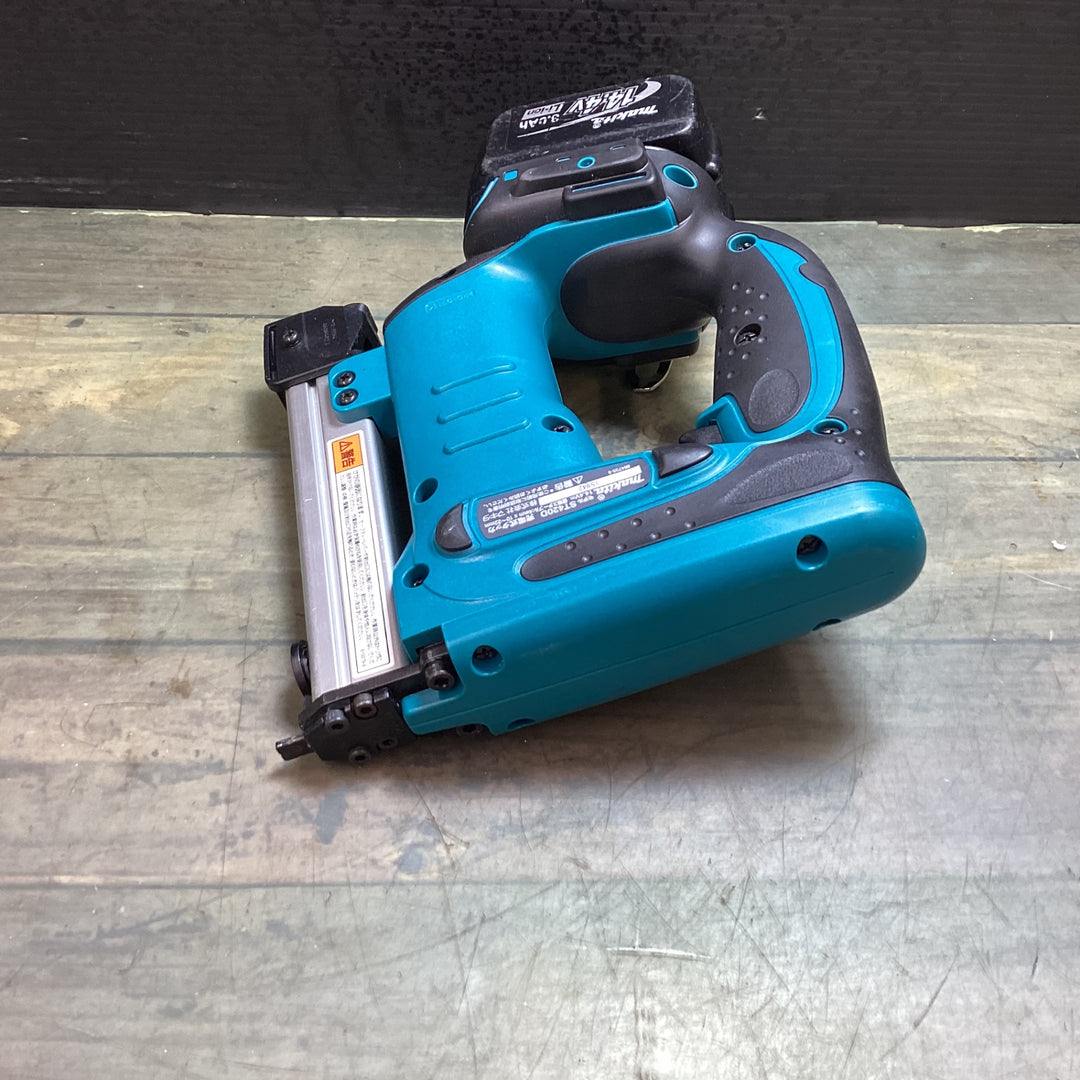 マキタ(makita) 14.4V 4mm J線 コードレスタッカ ST420DRF 【東大和店】