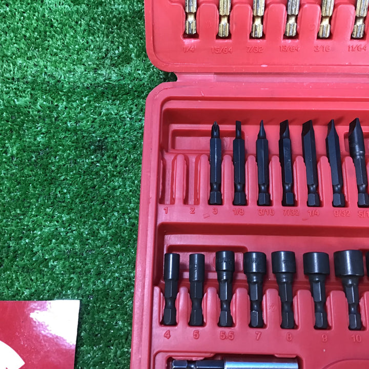 【中古品】マックツール(MACTOOLS)52Pc. 1/4 ヘックス クイックコネクトチタンコートドリルビット/ドライバーセット 欠品あり【岩槻店】