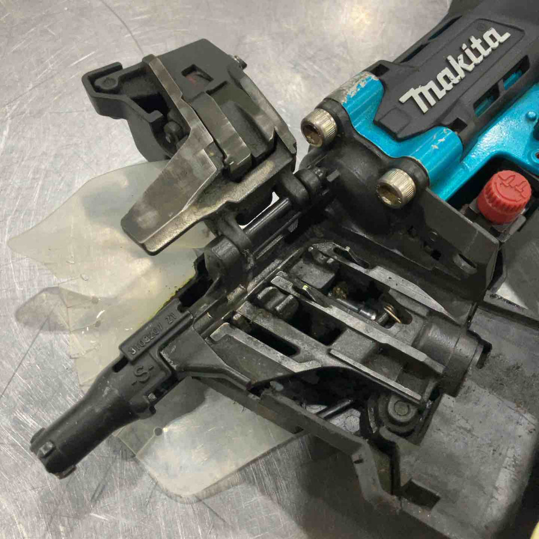 ★マキタ(makita) 高圧エア釘打ち機 AN636HM【川口店】