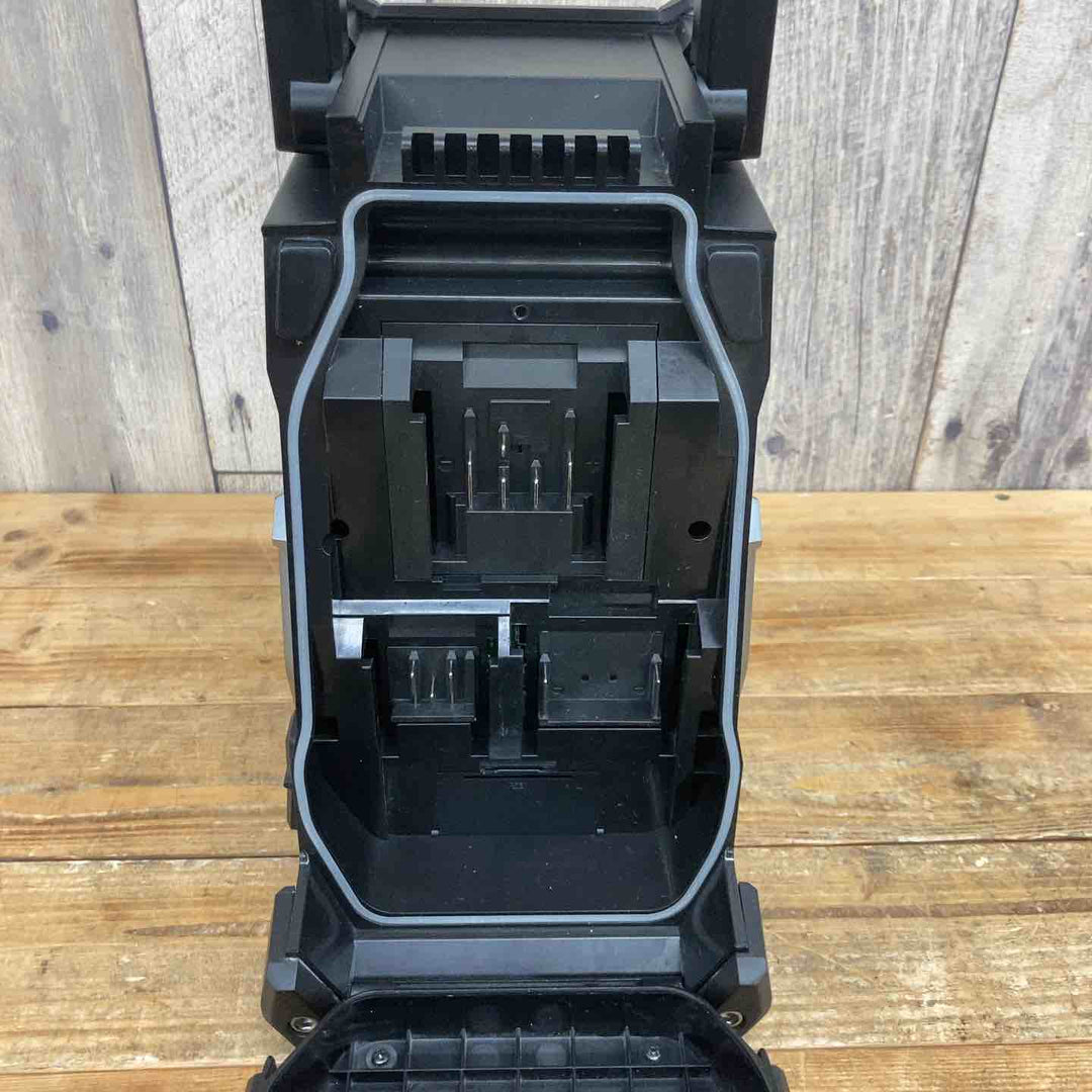 マキタ(makita) 充電式ラジオ MR002GZB 【東大和店】