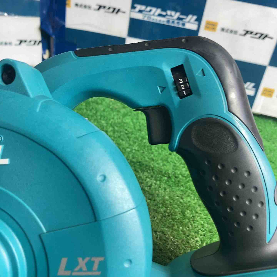 ☆マキタ(makita) コードレスブロワ UB142DZ【草加店】