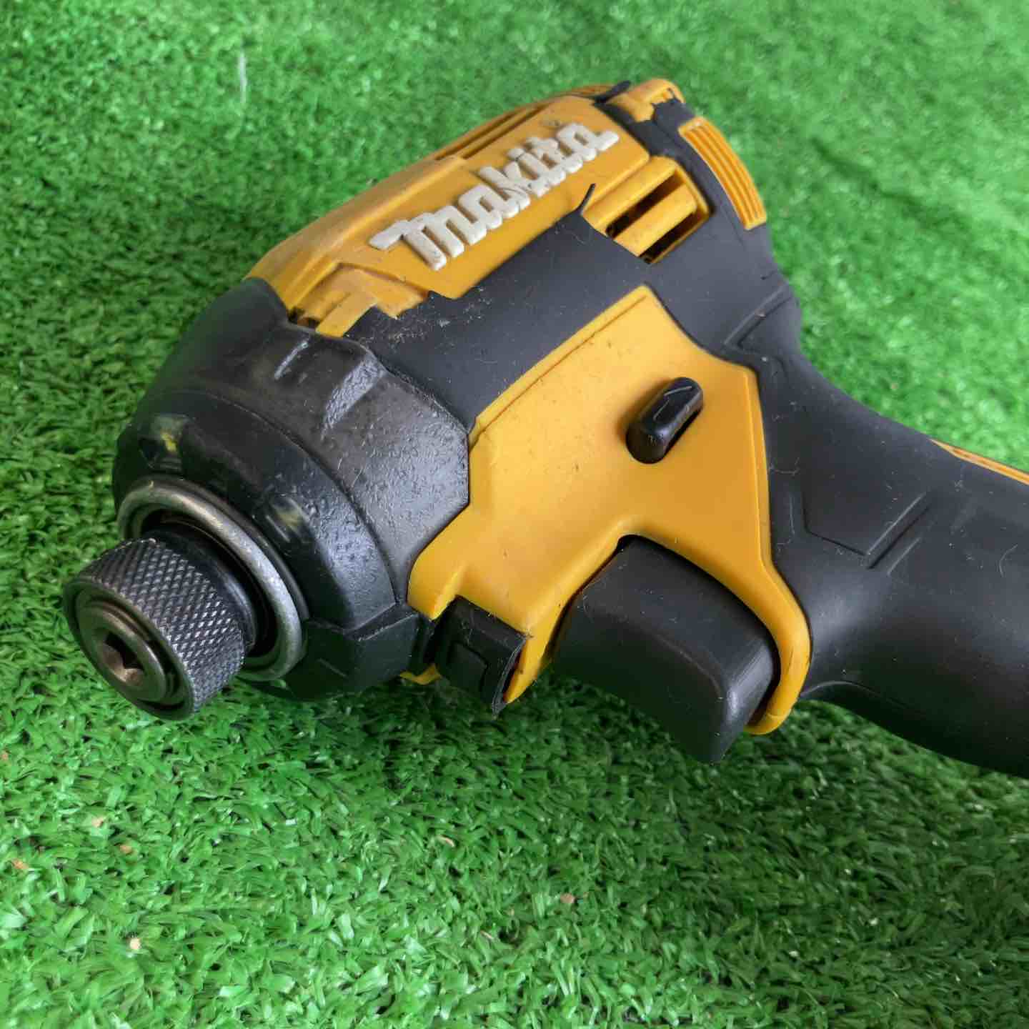 ★マキタ(makita) コードレスインパクトドライバー TD002GZFY【草加店】 ☆マキタ(makita) コードレスインパクトドライバー TD002GZFY【草加店