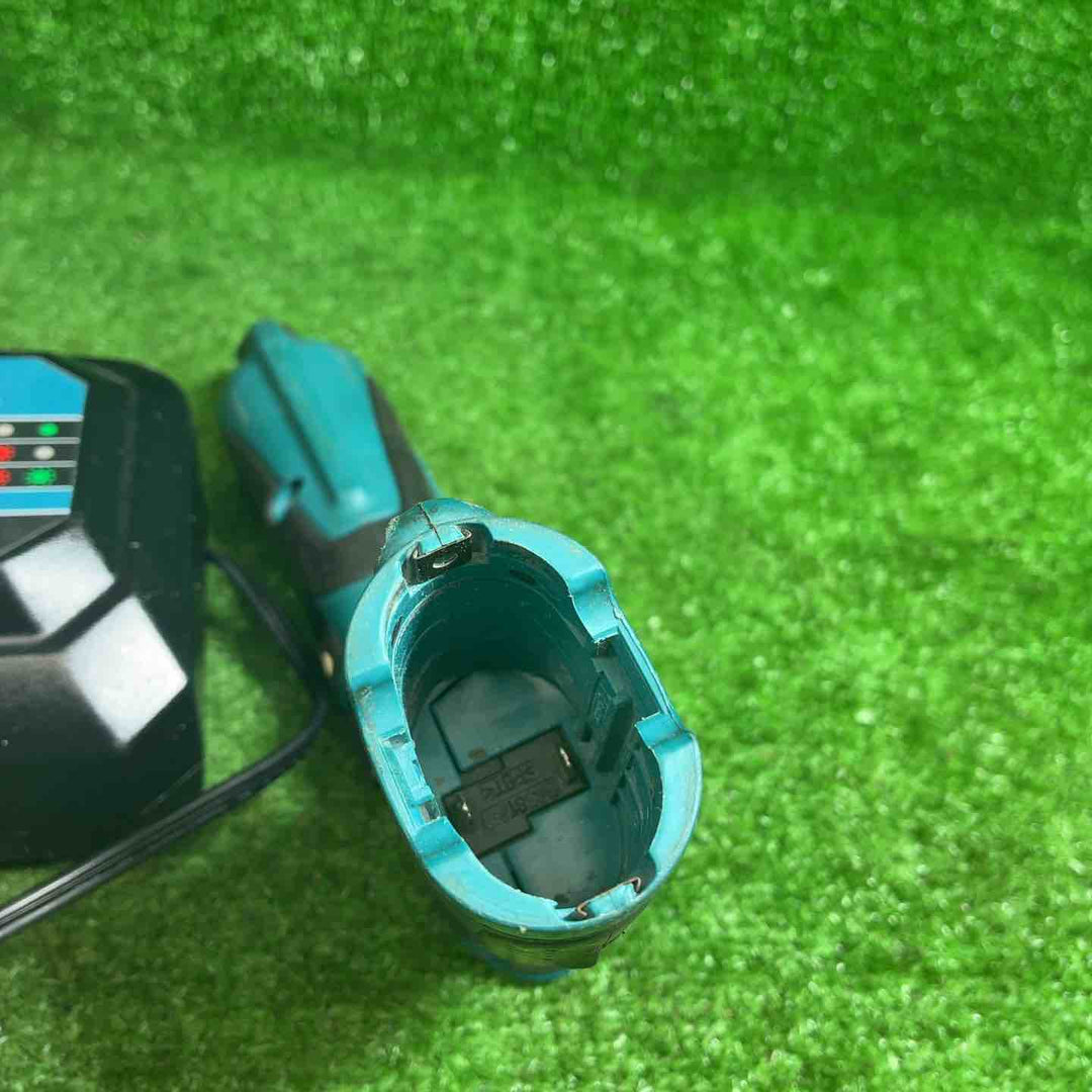 マキタ(makita) コードレスペンインパクトドライバ TD021DSHSP【藤沢店】