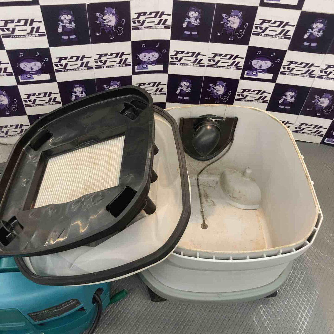 【中古品】マキタ(makita) 15L集じん機(乾湿両用) VC1520【所沢店】
