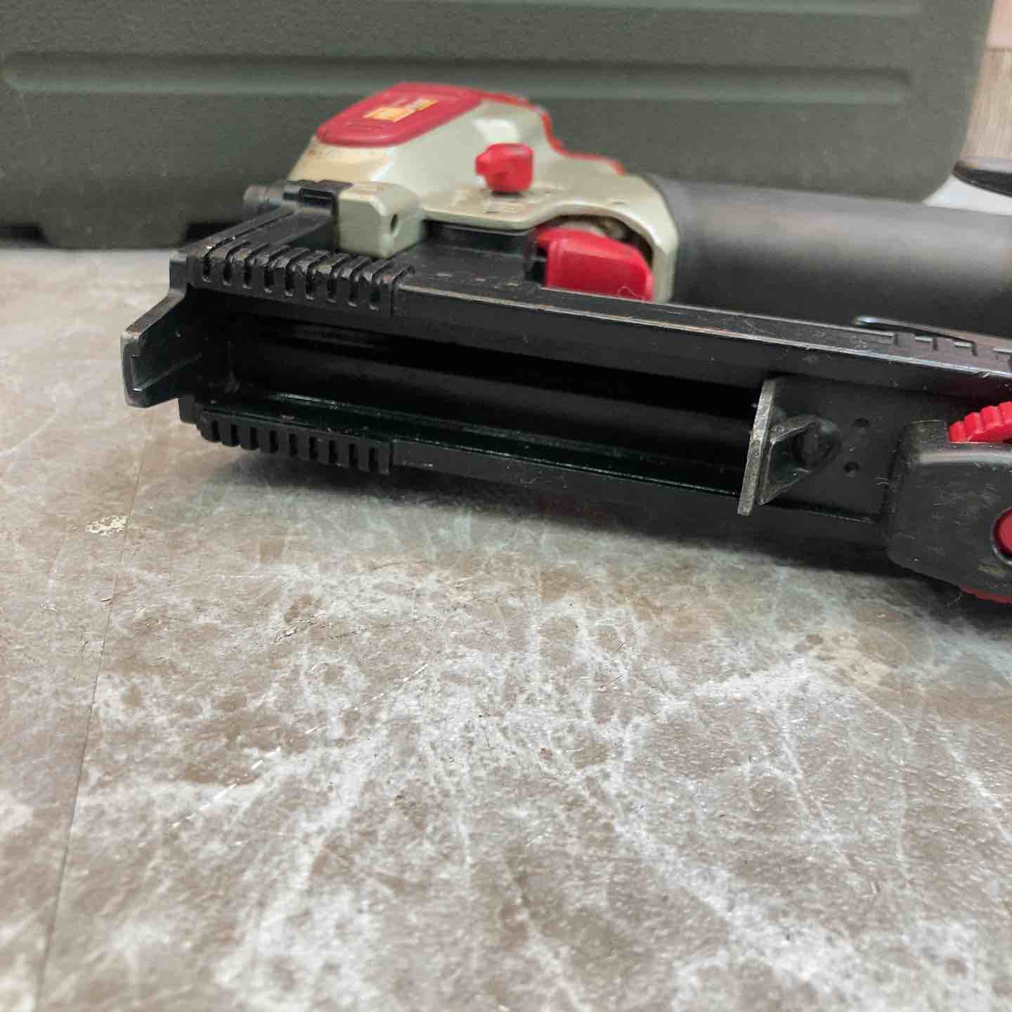 中古品】◇マックス(MAX) 常圧フィニッシュネイラ TA-225/F55M0【八潮