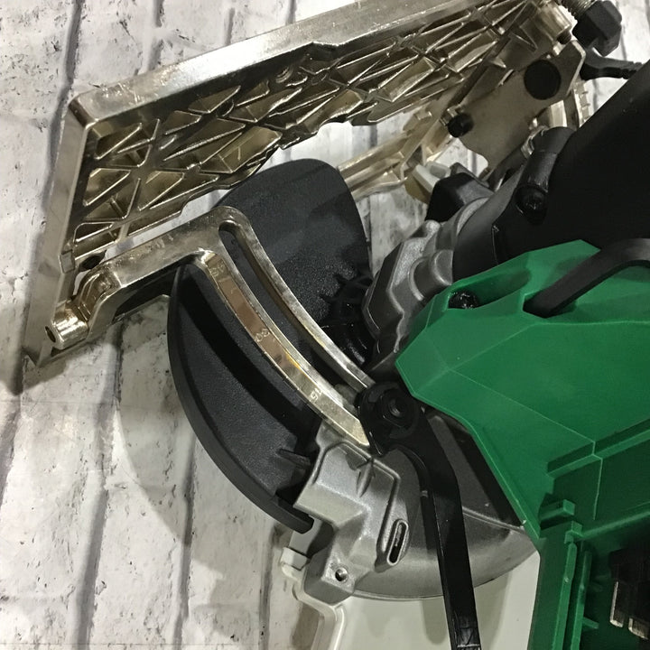 ★ハイコーキ(HIKOKI ※旧:日立工機) コードレス集じん丸のこ C3605DYA(NN)【川口店】