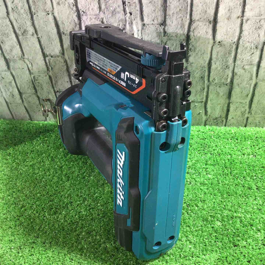 ★マキタ(makita) コードレスタッカ ST421DRG【川口店】