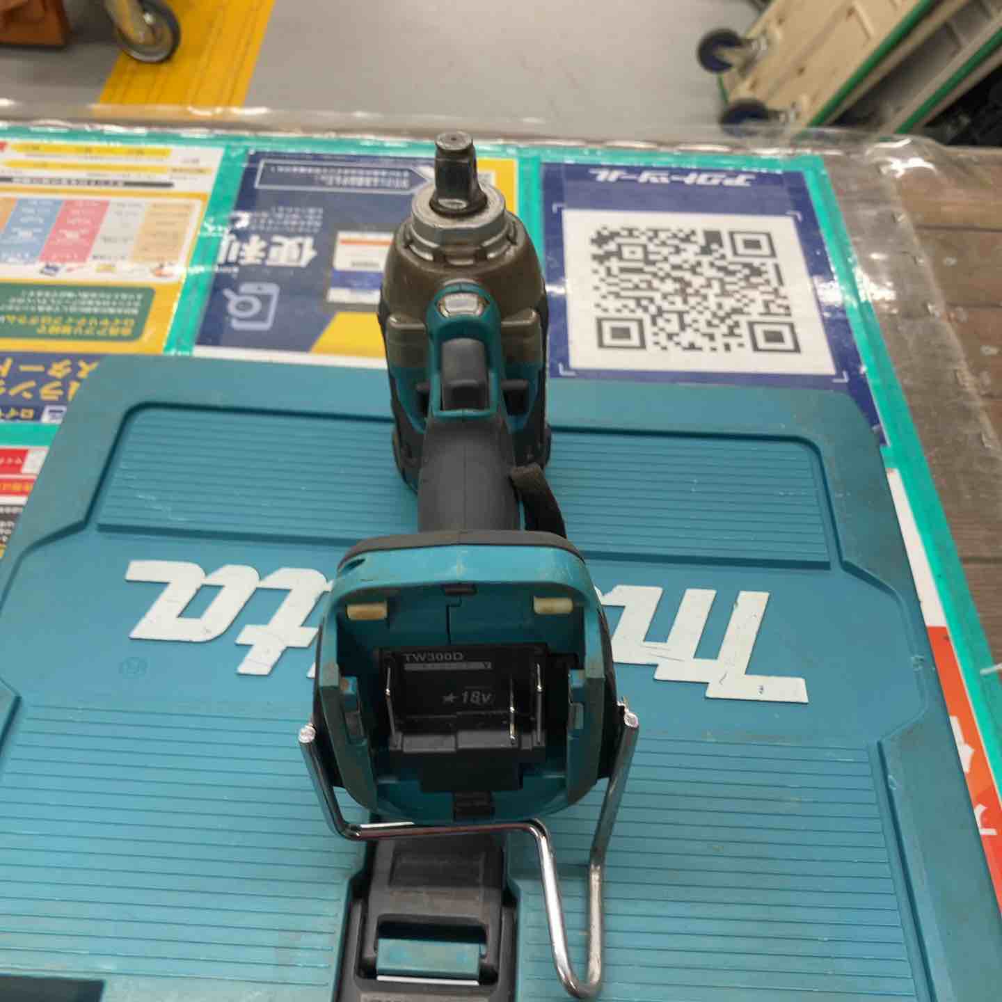 ☆マキタ(makita) コードレスインパクトレンチ TW300DRGX【戸田店