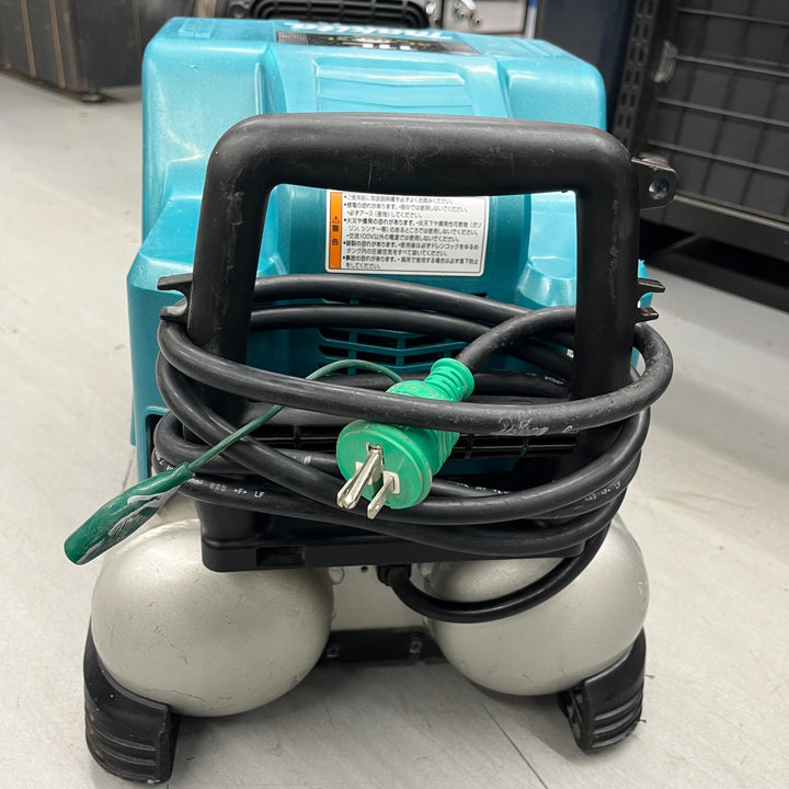 ★マキタ(makita) 常圧高圧エアコンプレッサー AC462XL【戸田店】