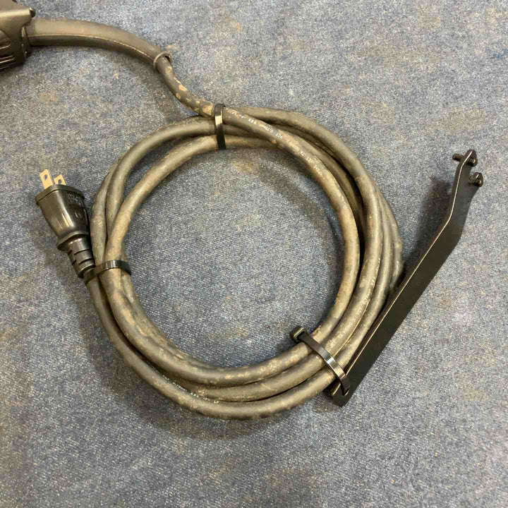 ☆マキタ(makita) 100mmディスクグラインダ GA4032【八潮店】