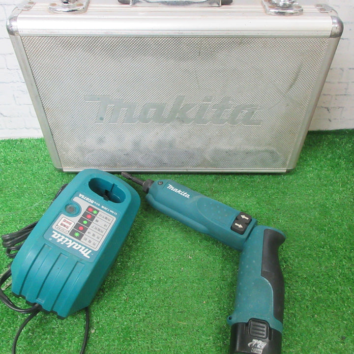 〇マキタ(makita)コードレスペンインパクトドライバ TD020DS【町田店】