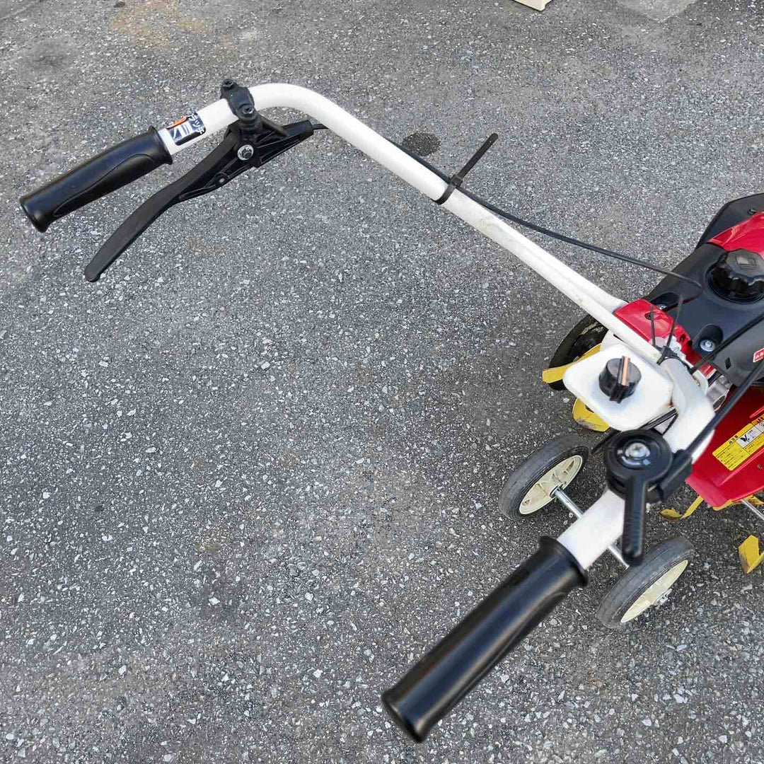 【店頭受取り限定】ヤンマー(YANMAR) ミニ耕うん機 YK301QT(標準仕様)タイヤ付き【鴻巣店】