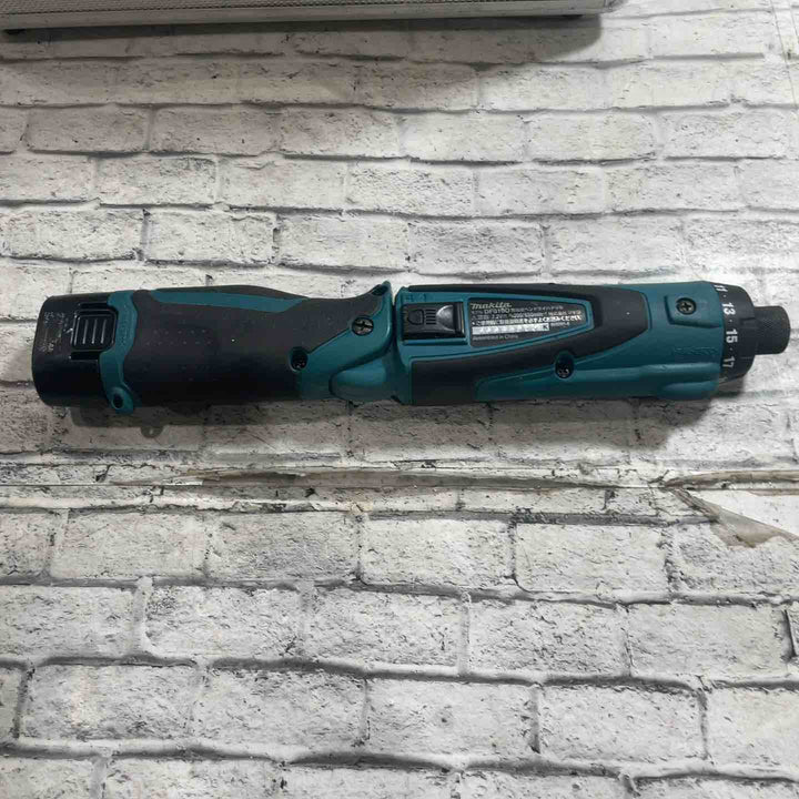 ★マキタ(makita) コードレスドリルドライバー DF012DSHX【川口店】