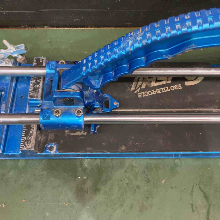 【中古品】◇石井超硬(ISHII) 手動タイル切断機 タフエースクリンカー 切断機 CW-320TLB　レーザー無し【戸田店】