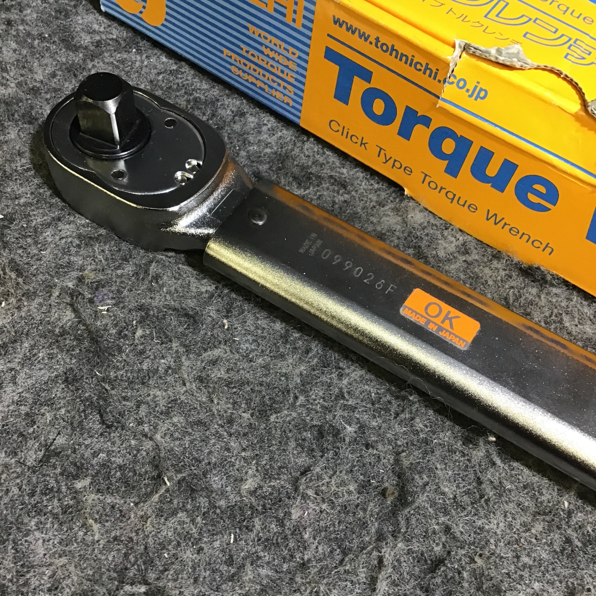 美品※精度テスト済み※】東日(TOHNICHI) トルクレンチ QL200N4-MH 差込