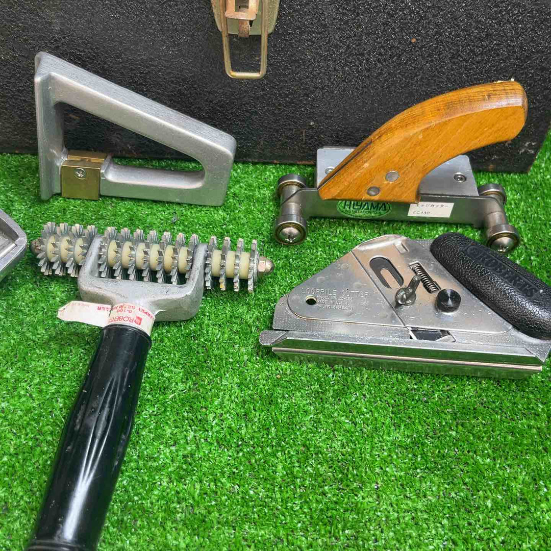 ROBERTS ロバーツ カーペット 施工 ツール　9点セット 二―キッカー アイロン ローラ カッタなど　2点メーカー混在【越谷店】