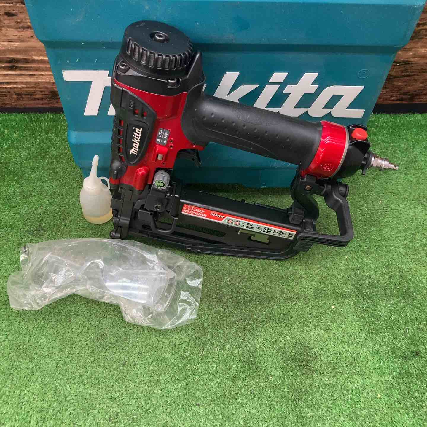 ☆マキタ(makita) 高圧フロアタッカ AT450HA【川越店】 – アクト