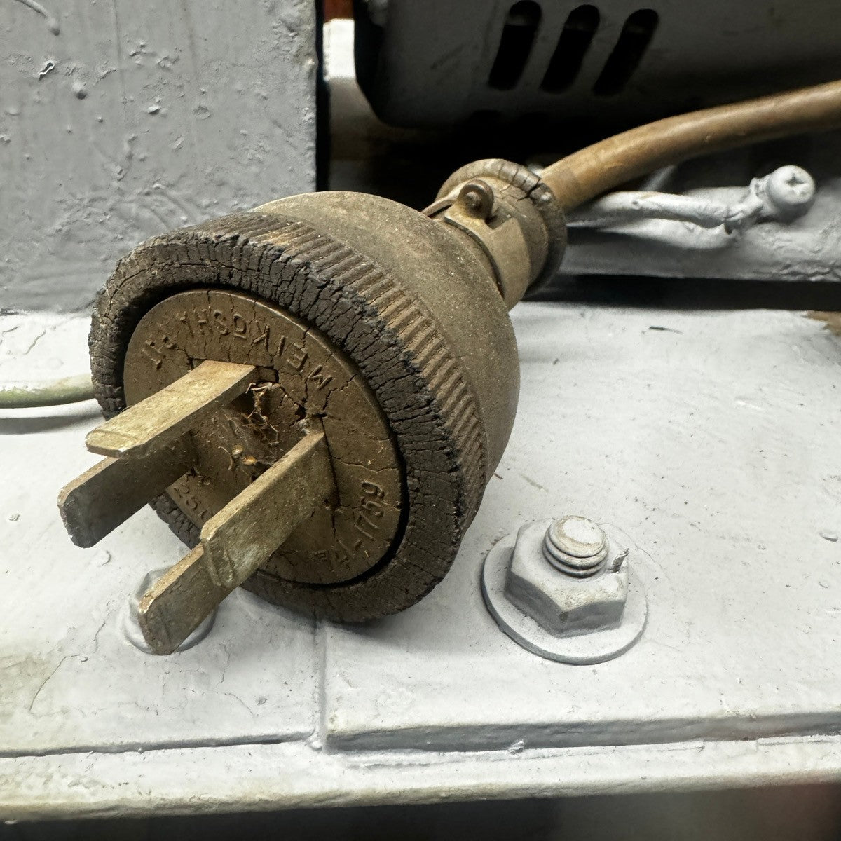 ☆中古品 東陽建設工機 鉄筋切断機 カッター C-33 三相200V 動作問題なし☆ Yahoo!オークション - 鉄筋切断機 型式C-33 三相200V 中古 東陽建設工