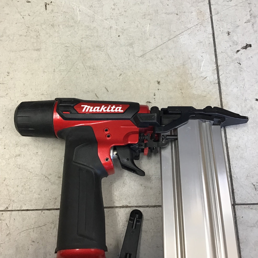 【中古美品】 マキタ/makita 高圧フィニッシュネイラ・AF552H 【鴻巣店】