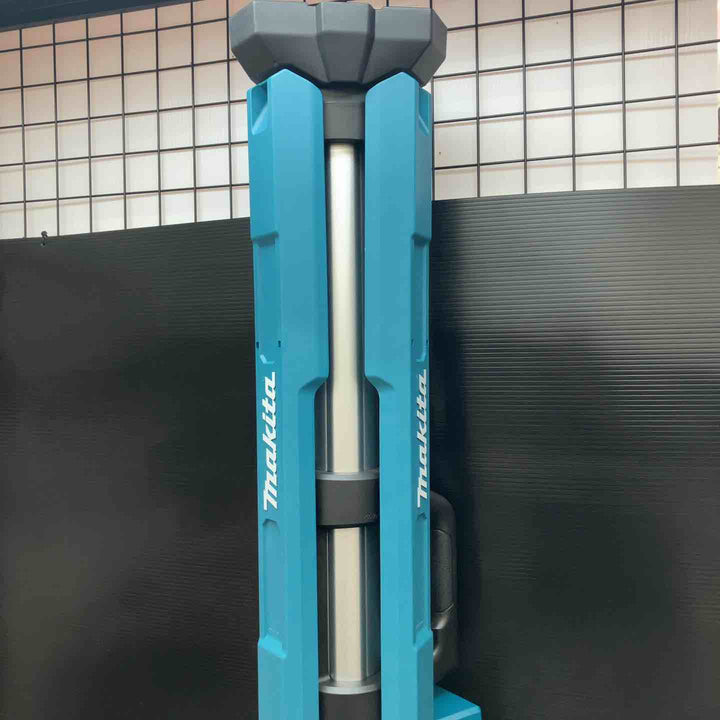 ★マキタ(makita) コードレスタワーライト ML814【川越店】