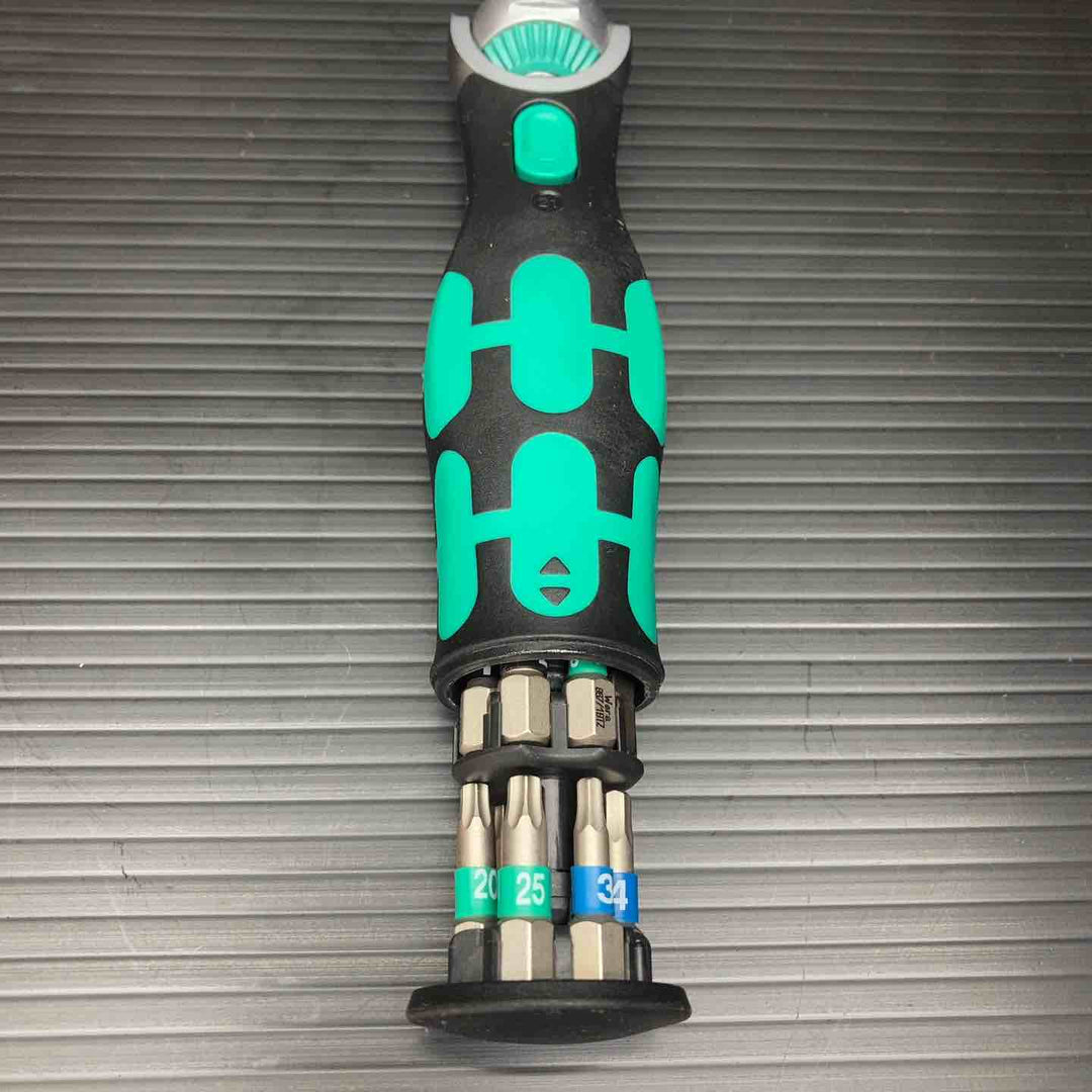 ◇ヴェラ(wera) 05004280001 | 首振りラチェットドライバー Zyklop ポケット 8009 セット 1, 13点セット【川越店】