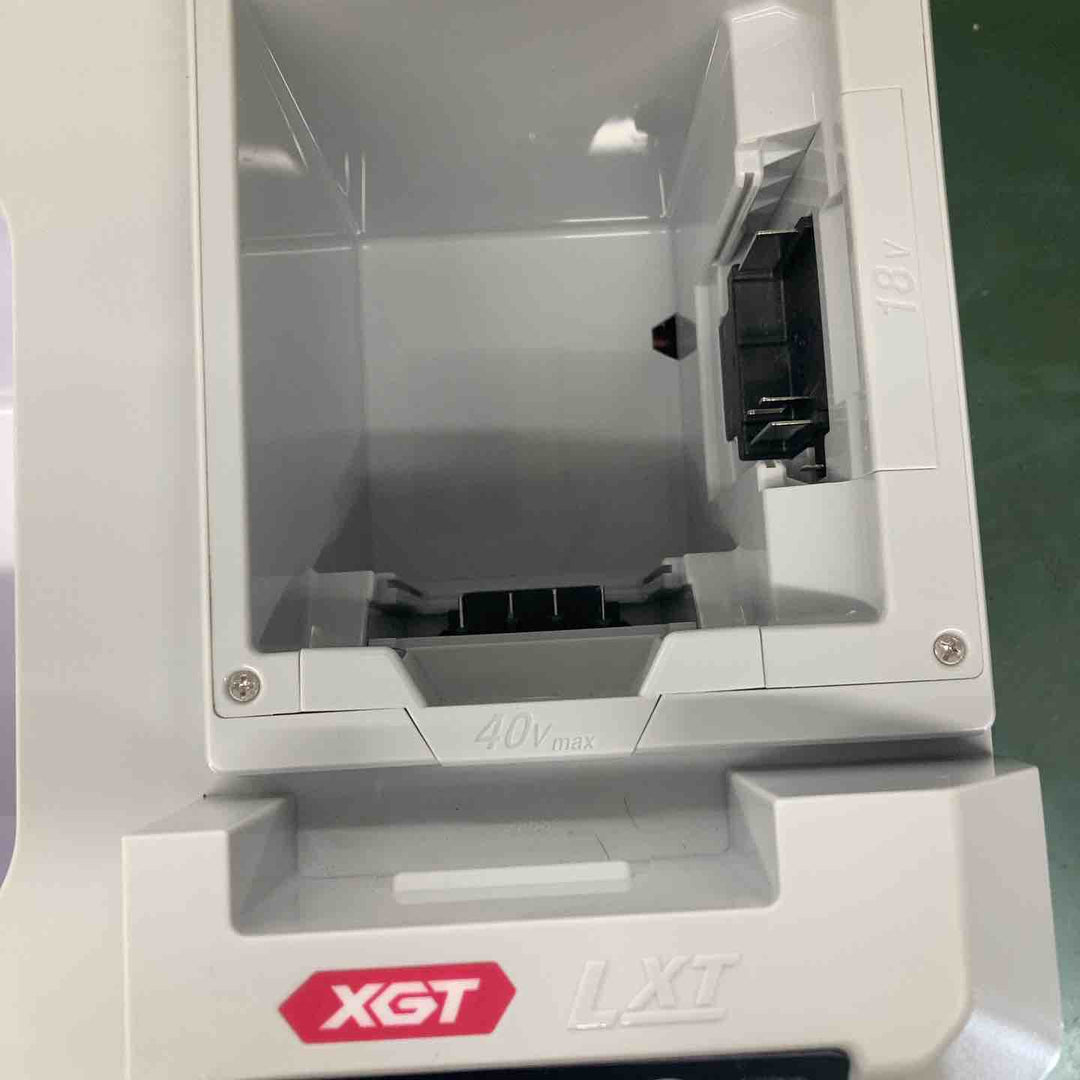 ★マキタ(makita) コードレス冷温庫 CW003GZ　18V,40V対応【戸田店】