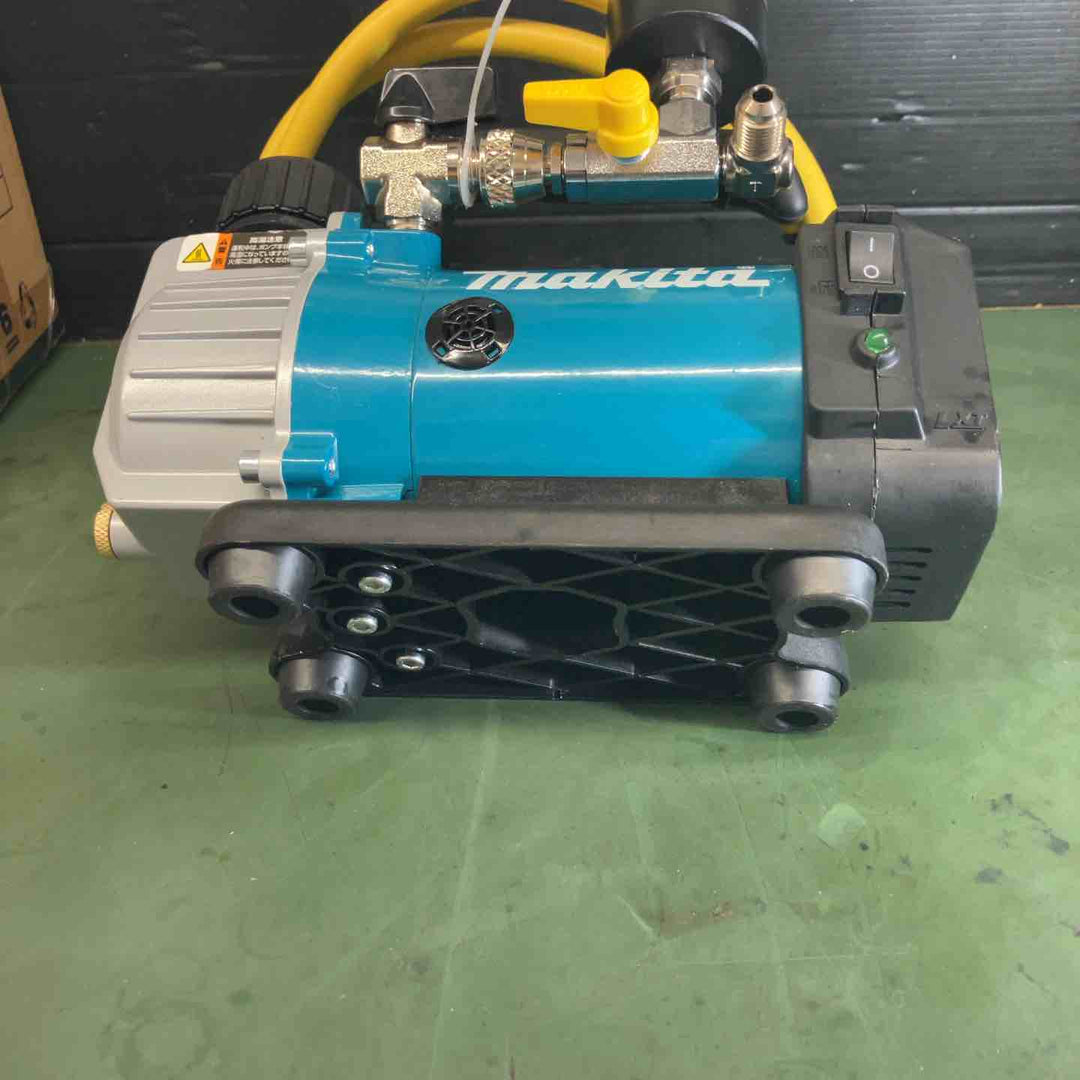 ★マキタ(makita)18V コードレス真空ポンプ VP180DZ デジタルミニ連成計付属 本体のみ【戸田店】