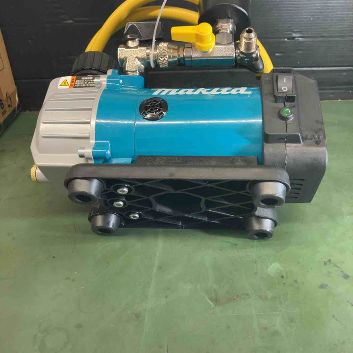 ★マキタ(makita)18V コードレス真空ポンプ VP180DZ デジタルミニ連成計付属 本体のみ【戸田店】